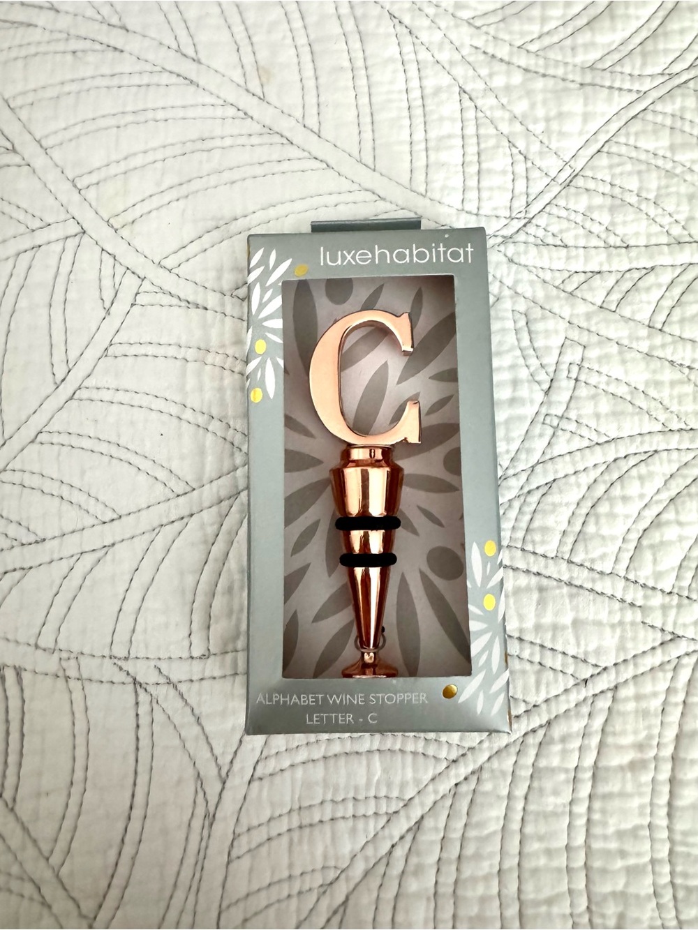 Luxehabitat Letter C wine stopper